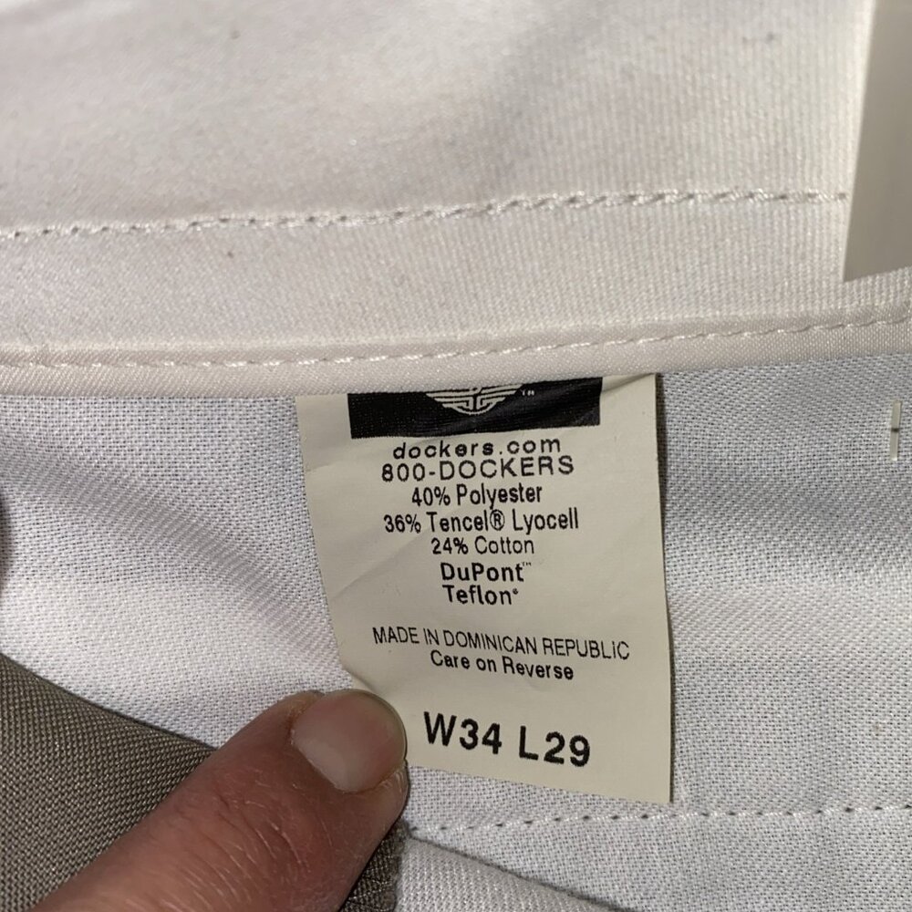 NWT DOCKERS‎ Khaki Pants Men 34x29  Flat Front Relaxed Fit Stain Defender - Picture 7 of 8